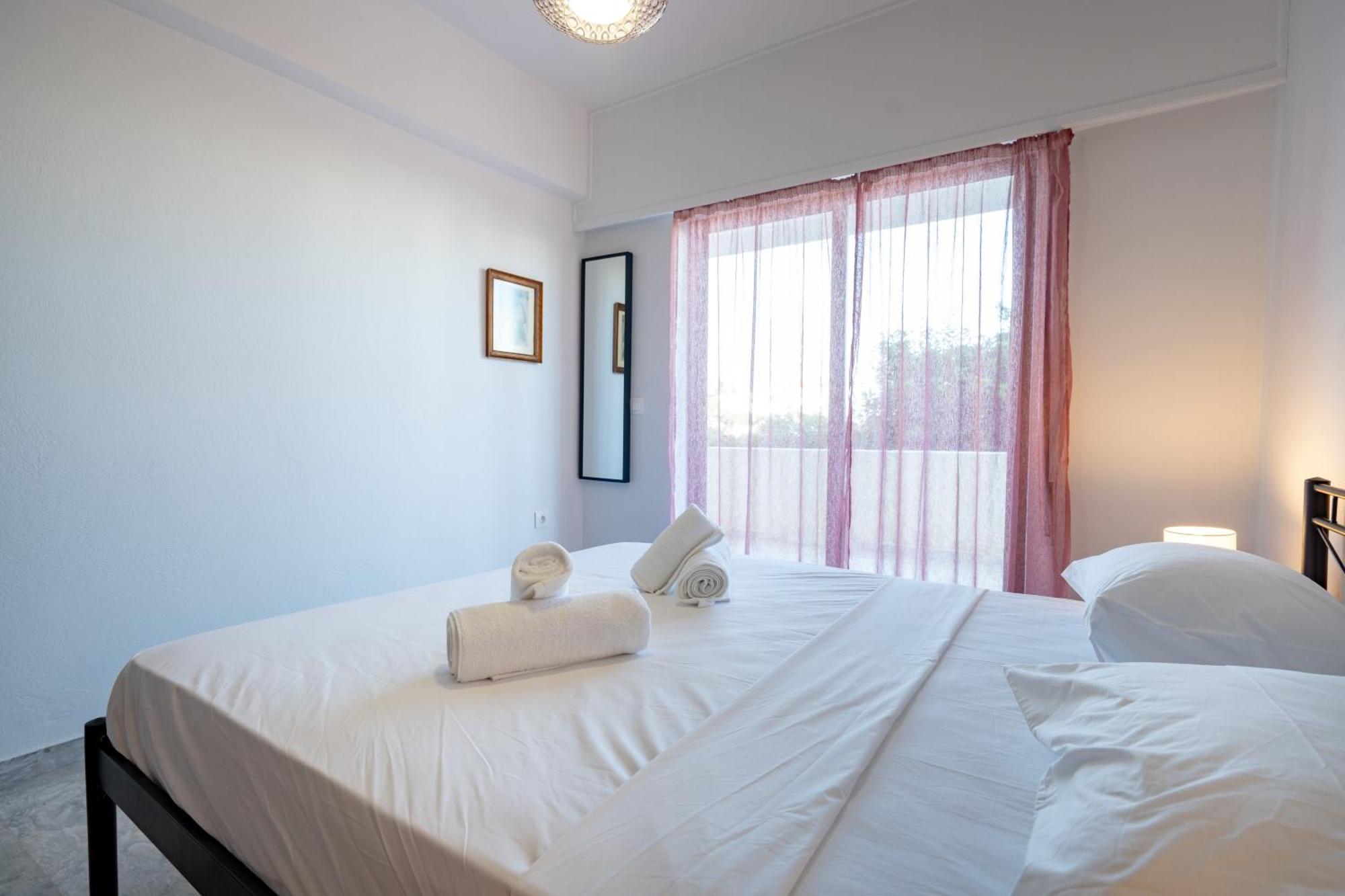 Rafina 1 Bedroom 4 Persons Apartment By Mps Rafína Exterior foto